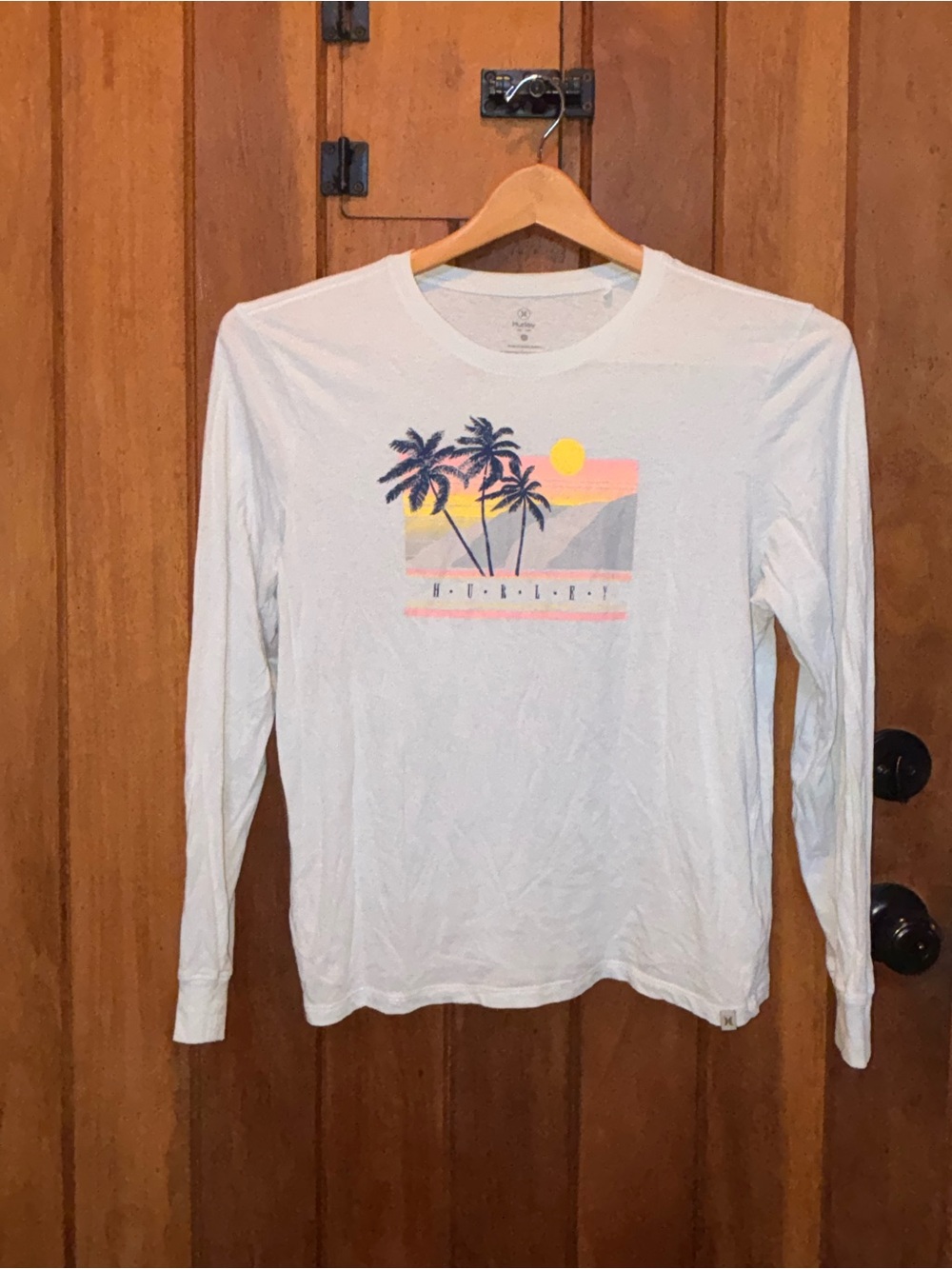 Hurley Ladies Long-Sleeve Graphic Tee - Light Blue with Pastel Sunset Palm Print
